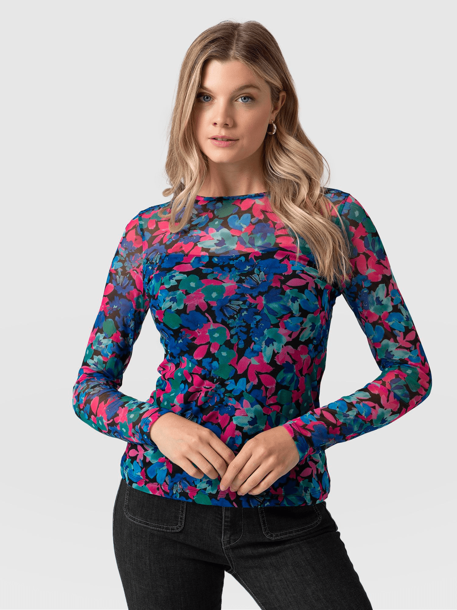 Runway Mesh Tee - Neptune Garden
